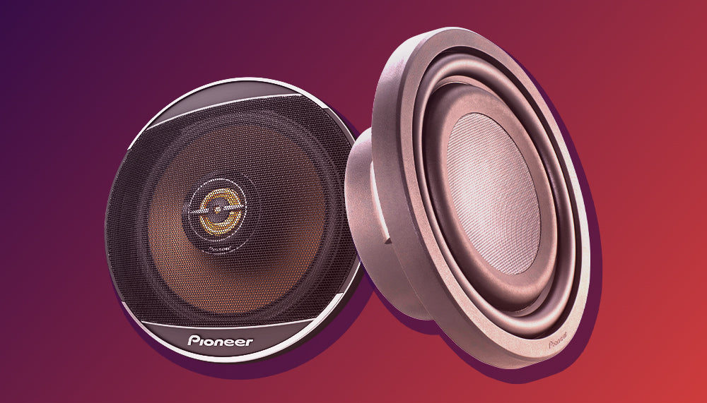 Speakers image with gradient background