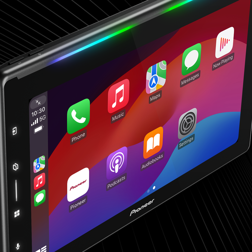 angled view of receiver with Apple CarPlay